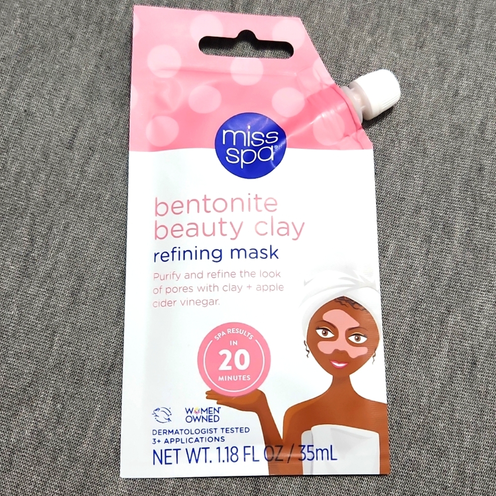 🔴 🆓️ FREE* Miss Spa Bentonite Kaolin Clay Apple & Honey Facial Skincare Mask